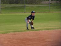 09-Kenny_ready_to_catch_a_ball_hit_to_him