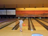 02-Kenny_bowling