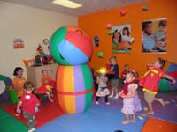 16-putting_sprinkles_(beanbags)_on_the_ice_cream_cone