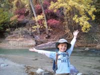 69-Kenny_presents_the_fall_colors
