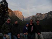 03-family_at_Tunnel_View-everyone_was_very_still_for_another_one-second_exposure