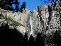 04-next_morning_picture_of_upper_Yosemite_Falls_with_ice