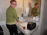 80-Mommy_brought_toaster_for_breakfast-sad_to_leave-big_snow_tomorrow-just_missed_real_winter_scenery