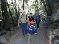 05-family_on_Mist_Trail-Baba_not_thrilled_with_exposure