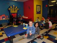 48-Kenny_and_Suhani-time_to_eat_pizza_and_have_cake