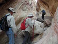 30-Baba_is_a_trooper_scrambling_the_rocks