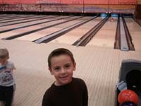 12-Kenny_bowling