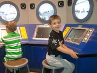 20-air_traffic_controller_Kenny_at_the_Children's_Discovery_Museum