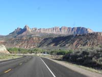 04-pretty_views_approaching_Zion_NP_along_Hwy_9