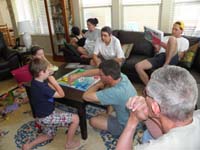 08-family_playing_Sorry-Baba_won,then_Daddy,Leyna,Kenny