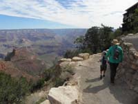 04-Kenny_and_Mommy_hiking_into_the_Grand_Canyon