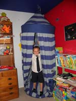 25-Kenny_and_his_Playhouse_Canopy