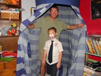 32-Daddy_and_Kenny_in_his_new_canopy