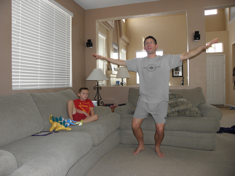 74-Daddy_playing_the_Xbox_Kinect