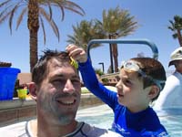 25-cutting_Daddy's_hair