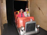 85-Lost_Kingdom_Adventure_fun-Baba_and_Poppy_having_fun_behind_us