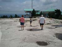46-Grammy,Kenny,Grandpa_Duke_on_top_of_Stone_Mountain