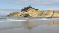 38-Cape_Kiwanda_State_Natural_Area-very_pretty_beach