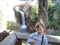 05-Kenny_at_Christine_Falls