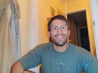 27-Daddy-this_is_what_he_looks_like_after_not_shaving_for_18_days