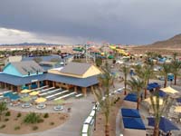19-view_of_Wet'n'Wild_from_top_of_Royal_Flush_Extreme