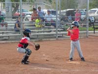 18-playing_catcher-hard_to_catch_ball_after_thrown