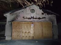 24-this_burned_house_sure_looks_like_a_haunted_house