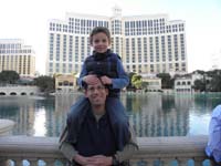 24-Kenny_on_Daddy's_shoulders_in_front_of_the_Bellagio