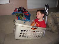 12-creative,but_weird_way_to_sit_to_watch_a_movie