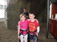 18-Kenny_and_Sarah_at_her_7th_birthday_party-at_a_rock_wall_gym
