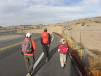 01-hike_starts_from_the_White_Rock_Canyon_parking_area