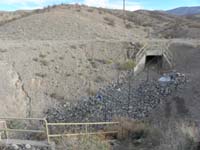 03-along_the_way_we_see_an_animal_tunnel_to_get_under_the_highway