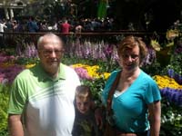 04-Grandpa_Duke,Kenny,Grammy_at_Bellagio_Conservatory