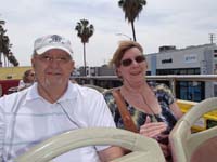 15-Grandpa_Duke_and_Grammy_on_Starline_Tours_of_Los_Angeles_sights