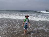 31-Kenny_apprehensive_to_enter_the_water