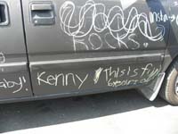43-what_Kenny_wrote_on_the_car