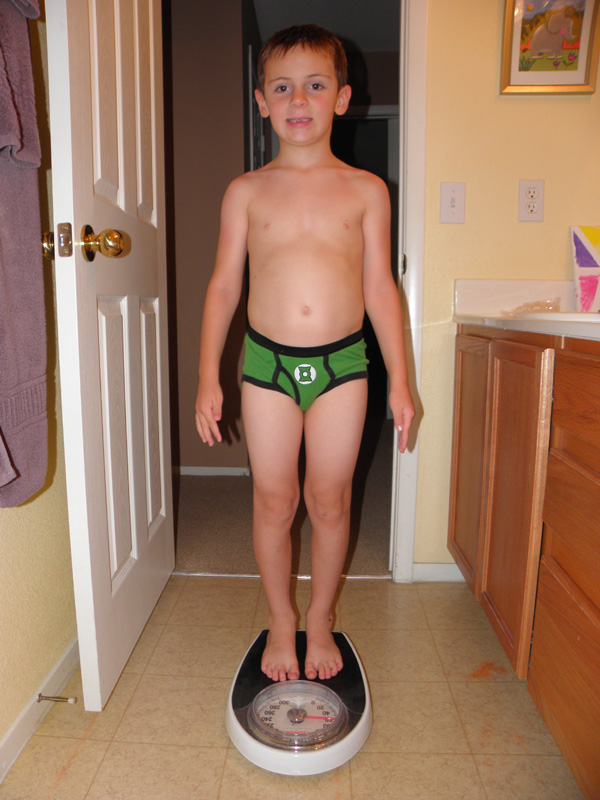 89-measuring_Kenny's_weight