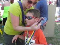 41-Mommy_gives_Kenny_a_hug