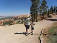 01-rim_trail_stroll_after_setting_up_camp-Kenny_feels_better-threw_up_on_drive-motion_sickness_perhaps