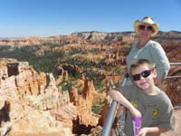 04-Kenny_and_Mommy_enjoying_the_scenery_at_the_viewpoint