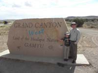 05-Daddy_and_Kenny_at_the_Grand_Canyon_West_Rim-Hualapai_Reservation