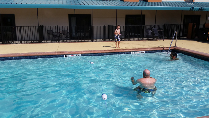 062-pool_time_fun