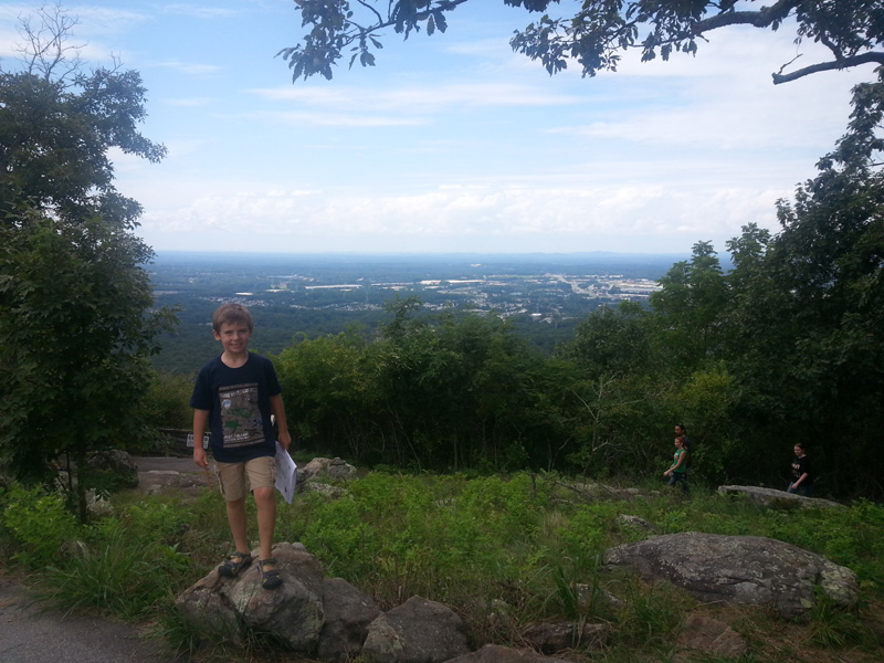 101-Kenny_and_surrounding_scenery