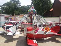 080-plane_ride