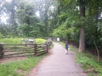 102-walking_along_the_trail
