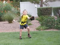 01-catching-he_has_his_eye_on_the_ball