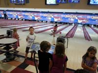 39-bowling_fun_for_Zoe's_7th_birthday_party