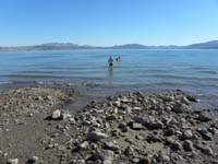 04-even_Mommy_goes_in_the_water,but_no_bathing_suit