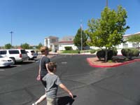 02-Mommy_and_Kenny-big_school