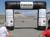 33-Kenny_and_Mommy_approach_finish_line
